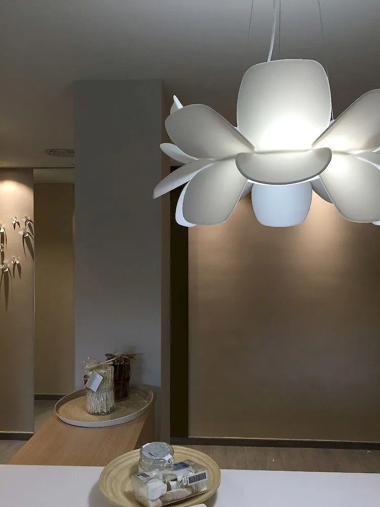 Hotel Mediterraneo Roses Spain
