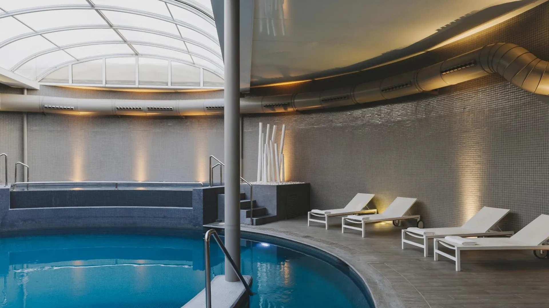Hotel Mediterraneo Roses 3*,