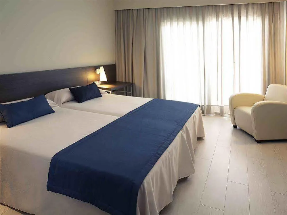 רוזס Hotel Mediterraneo
