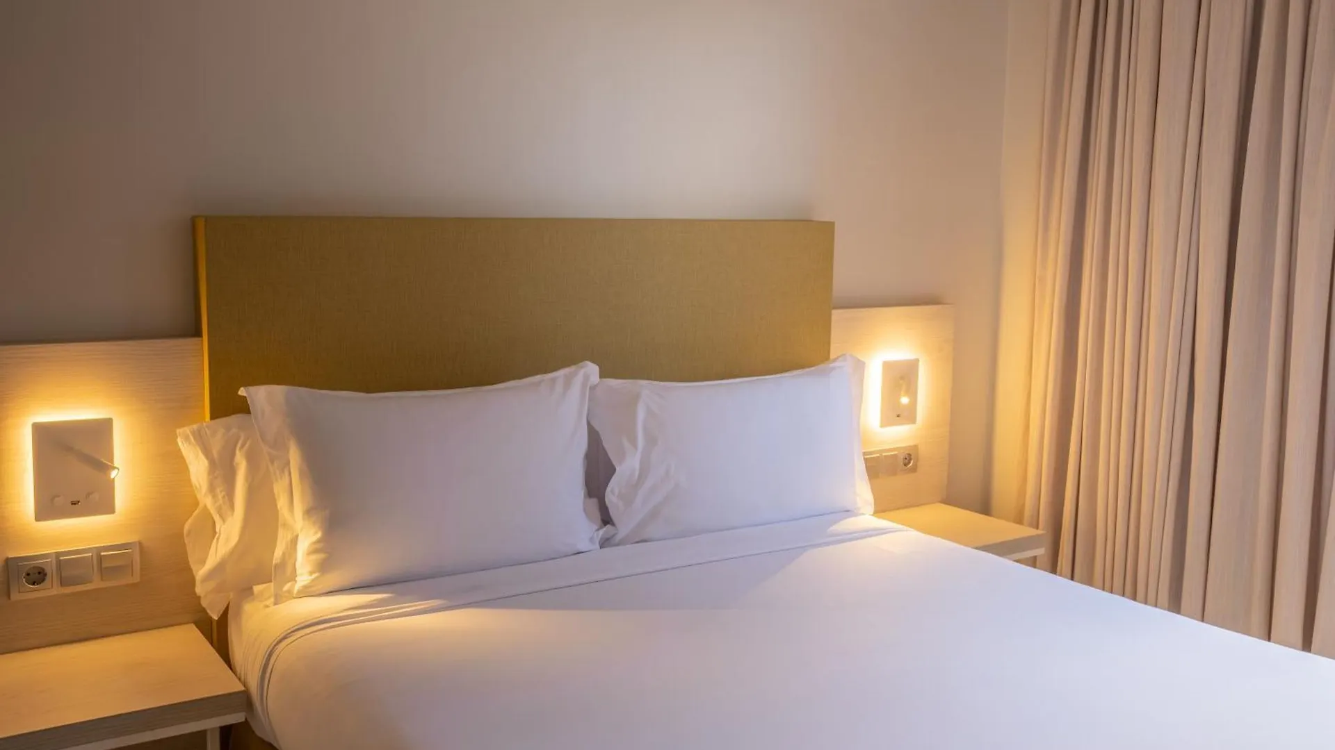 Hotel Mediterraneo Rosas